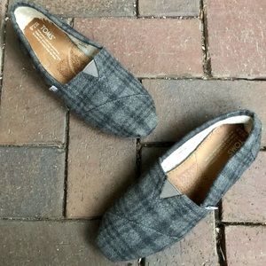 Toms grey plaid shoes
